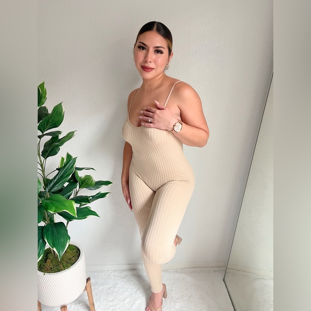 Ribbed stretchy jumpsuit - Picture 3 of 4